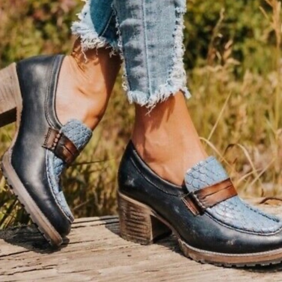 Freebird by Steven Womens Bristol Bootie in Navy - Size 8 - Picture 4 of 4